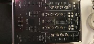 Pioneer DJM T1 Mixer met Flightcase beschikbaar voor biedingen