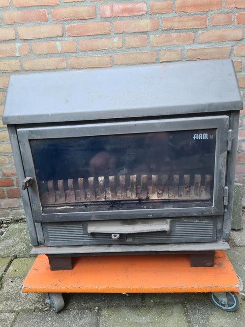 Flam, Huis en Inrichting, Kachels, Zo goed als nieuw, Houtkachel, Hout, Ophalen