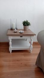 Leuke bijzettafel merk Richmond, 60x60 cm, Huis en Inrichting, Ophalen, Gebruikt, 50 tot 100 cm, Vierkant