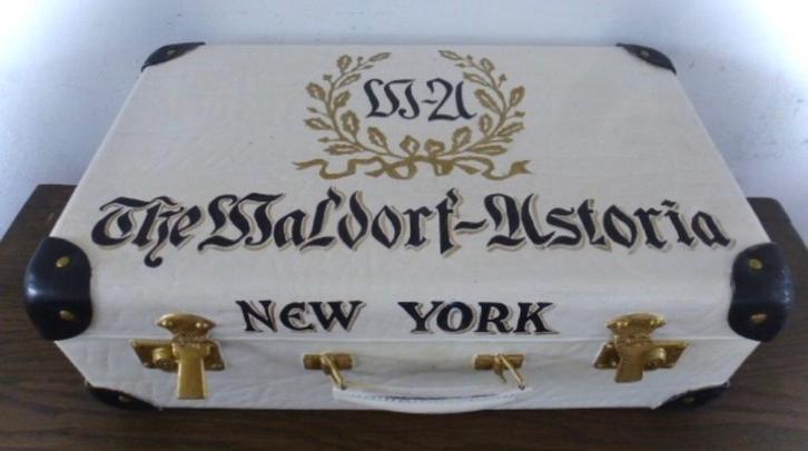 Brocante koffer/kist/decoratie/hotel/New York/meisjeskamer, Antiek en Kunst, Curiosa en Brocante, Ophalen of Verzenden