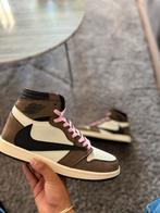 Jordan 1 High Travis Scott, Kleding | Heren, Schoenen, Ophalen of Verzenden, Zo goed als nieuw, Bruin, Sneakers of Gympen
