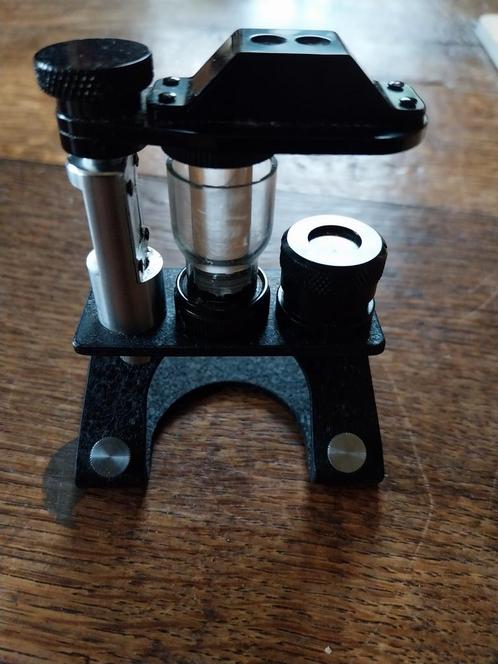 Oude kleine microscoop van E Leitz Welziar., Audio, Tv en Foto, Optische apparatuur | Microscopen, Zo goed als nieuw, Biologische microscoop