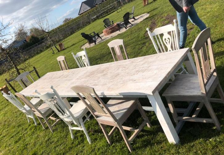 2 tafels en 10 stoelen (5/5), Tuin en Terras, Tuinsets en Loungesets, Gebruikt, Tuinset, Hout, Meer dan 8 zitplaatsen, Ophalen