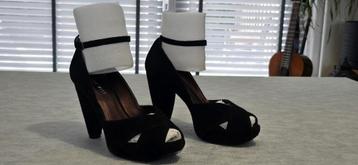 Merk schoenen Nine West / open teen pumps beschikbaar voor biedingen