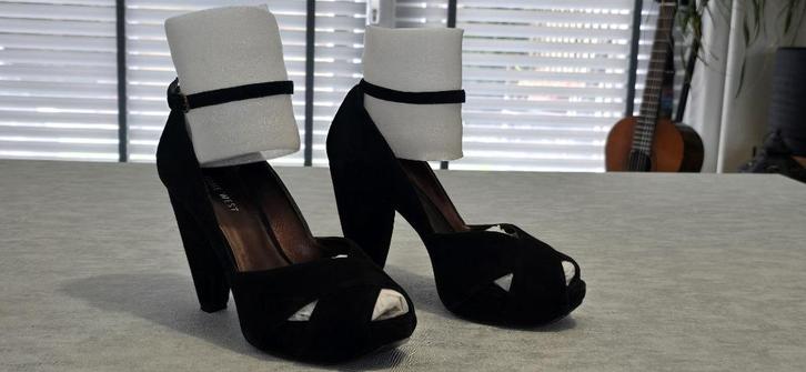 Merk schoenen Nine West / open teen pumps, Kleding | Dames, Schoenen, Zo goed als nieuw, Schoenen met hoge hakken, Zwart, Ophalen of Verzenden