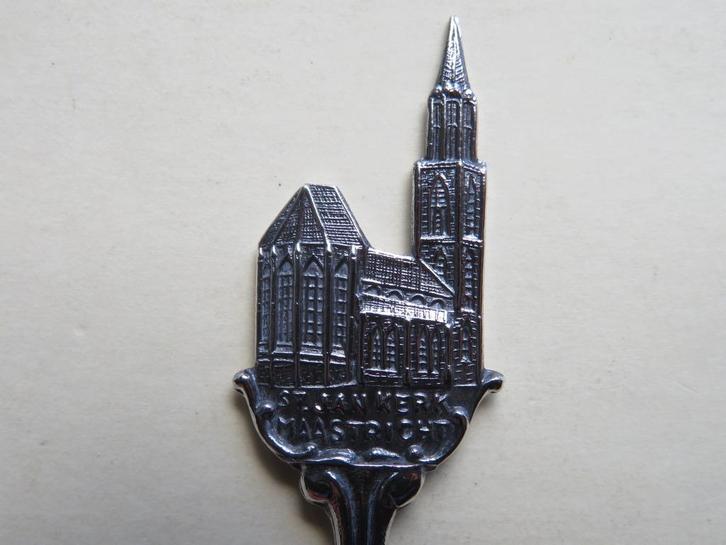 Verzilverd lepeltje St. Jan Kerk Maastricht, Antiek en Kunst, Antiek | Bestek, Ophalen of Verzenden