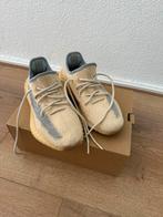 Yeezy 350, Ophalen of Verzenden, Yeezy, Sneakers of Gympen, Zo goed als nieuw