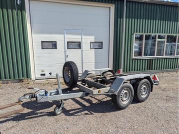 Machine onderstel met kenteken aggregaat pomp chassis beschikbaar voor biedingen
