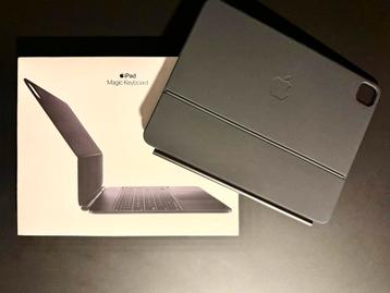 Magic Keyboard Ipad Pro 13 inch M4 , als nieuw met factuur beschikbaar voor biedingen