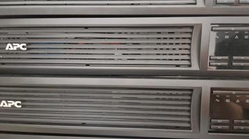 3x APC SMT3000RMI2U (250 per stuk) beschikbaar voor biedingen