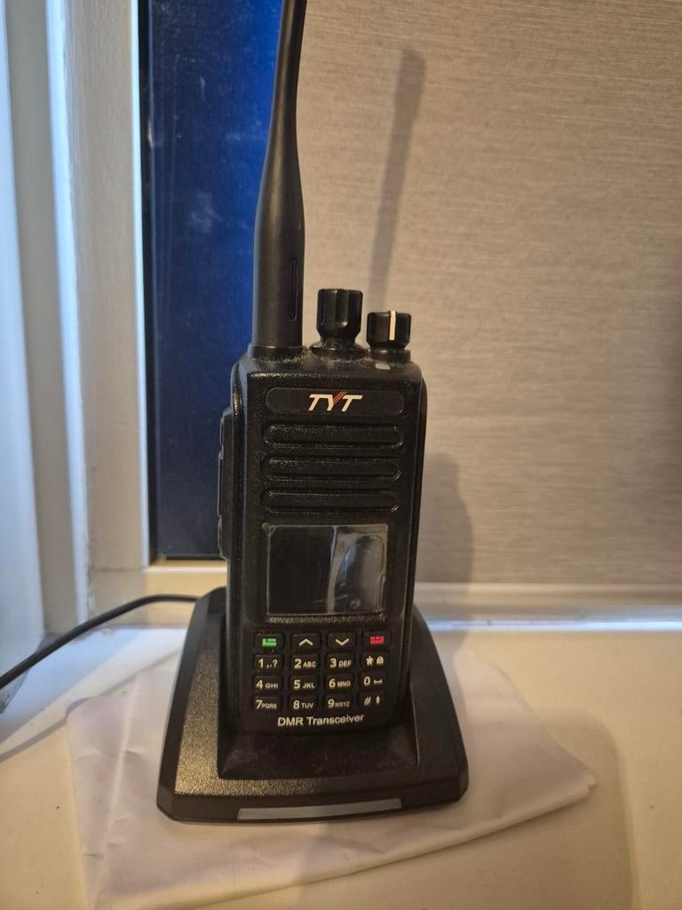 TYT DMR Portofoon - Zo goed als nieuw, Ophalen of Verzenden, Zo goed als nieuw, 5 tot 15 km, Portofoon of Walkie-talkie