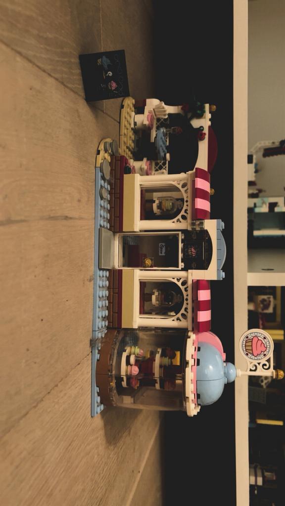 lego freinds cupcake bakerij, Ophalen of Verzenden, Zo goed als nieuw, Auto