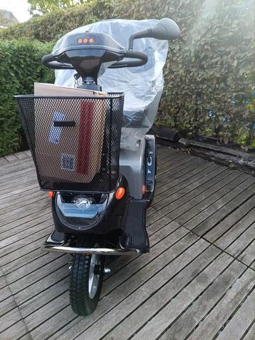 NIEUW Scootmobiel Solo 3 Bjr 2024 Slechts 280km beschikbaar voor biedingen