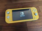 Nintendo Switch Lite Geel in nette staat + oplader, Ophalen of Verzenden, Geel, Zo goed als nieuw