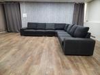 GRATIS BEZORGEN | Mooi Groot Antraciet Hoekbank, Info@banxtel.nl, 3194DC, Hoekbank, Zo goed als nieuw