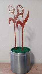 2 Roestige Metalen Tuinprikkers Tulp Decoratie, Ophalen of Verzenden, Nieuw