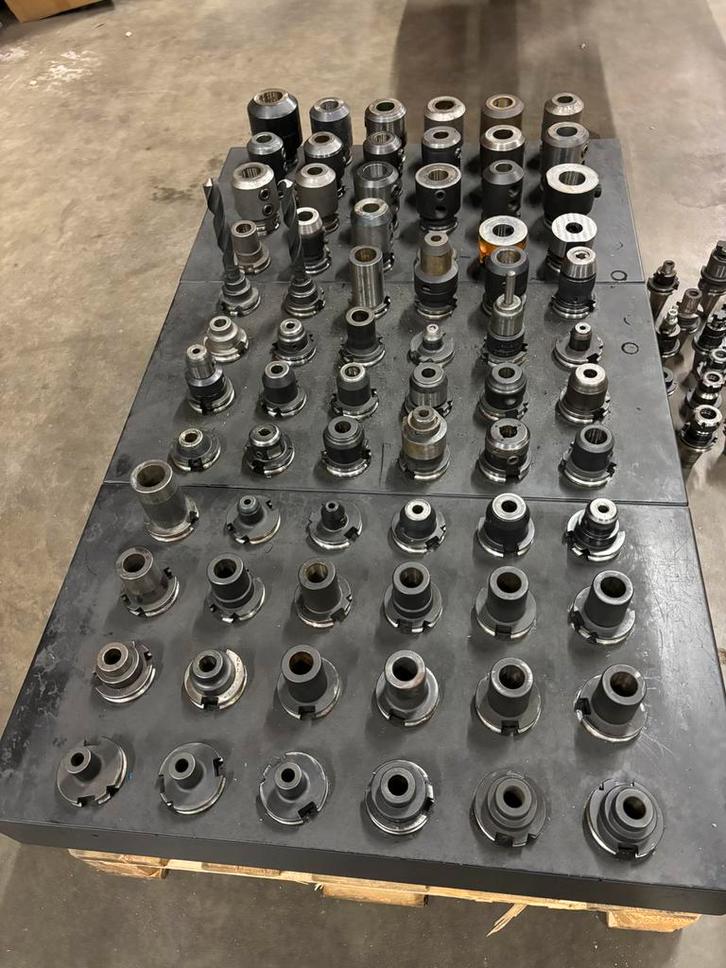 Houders houder SK40 freeshouders taphouder&speciale iso30, Doe-het-zelf en Verbouw, Gereedschap | Handgereedschap, Zo goed als nieuw