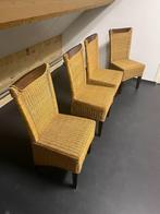 4 degelijke stoelen: kersenhout met riet/rotan, Ophalen