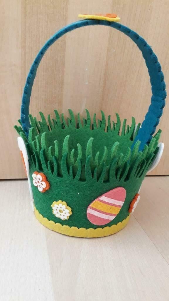 Paaseieren mandje, Ophalen of Verzenden, Zo goed als nieuw