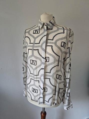 Joah V blouse | Maat XS beschikbaar voor biedingen