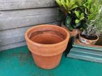 Italiaanse Terracotta bloempot zware kwaliteit! Miekje's, Tuin en Terras, Bloempotten, ., Rond, Ophalen of Verzenden, Zo goed als nieuw
