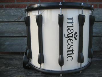 Marching Majestic Snare 14" HTS Dubbel Snare beschikbaar voor biedingen