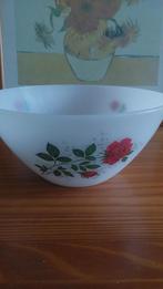 Arcopal Schaal met Rozen, Ophalen of Verzenden