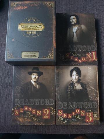 Deadwood : the ultimate collection. (3 seizoen in 1 box) beschikbaar voor biedingen