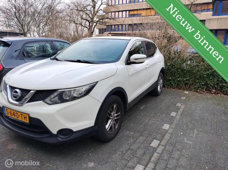 Nissan Qashqai 1.2 Acenta Nieuwe APK Apple Carplay Airco, Auto's, Nissan, Bedrijf, Te koop, Qashqai, ABS, Achteruitrijcamera, Airbags