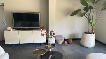 modern wit dressoir 