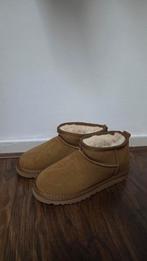 Uggs Ultra mini chest nut, Verzenden, Zo goed als nieuw, Bruin