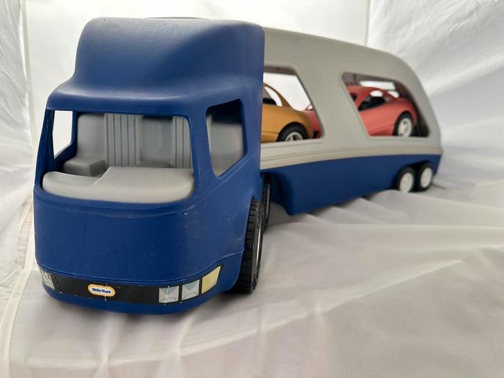 Stoere Little Tikes autotransporter met twee sportwagens, Kinderen en Baby's, Speelgoed | Speelgoedvoertuigen, Gebruikt, Ophalen of Verzenden