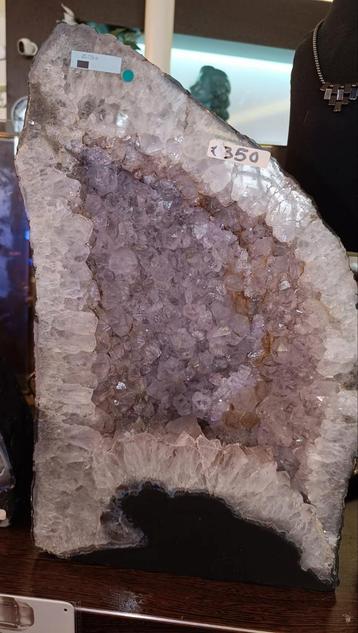 Prachtige amatist geode 25kg beschikbaar voor biedingen