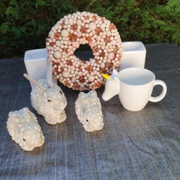 Eenhoorn mok met bloempotjes en konijnen decoratie beschikbaar voor biedingen