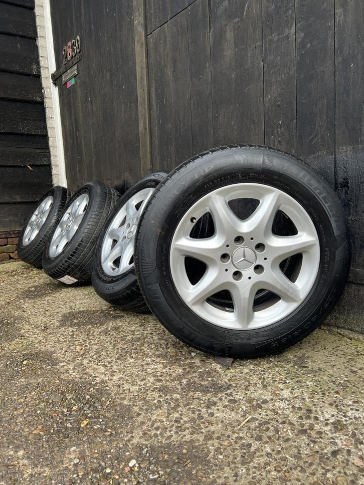 Originele Mercedes S-klasse W220 velgen 5x112 16” zomerset, Auto-onderdelen, Banden en Velgen, Banden en Velgen, Zomerbanden, 16 inch