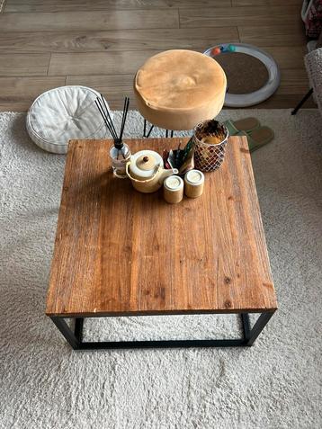 Salontafel beschikbaar voor biedingen