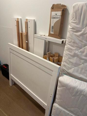 Ikea Meegroeibed + Matras beschikbaar voor biedingen