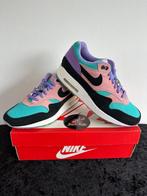 Nike air Max 1 Have a nike day - size 40, Kleding | Heren, Schoenen, Overige kleuren, Verzenden, Nieuw, NIKE