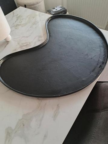 Kidney tray  dienblad niervormig beschikbaar voor biedingen