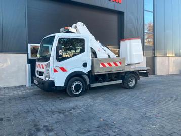 Renault Maxity autohoogwerker/hoogwerker (bj 2014) beschikbaar voor biedingen