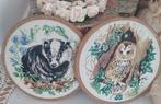 2 brocante geborduurde lijstjes, Ophalen of Verzenden
