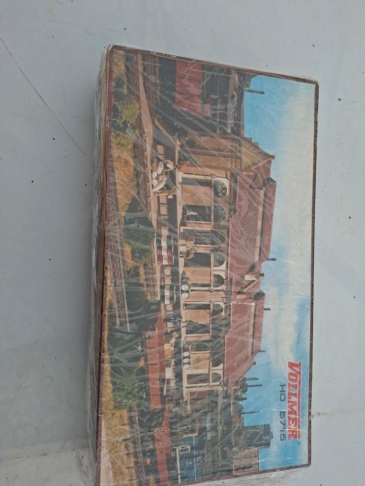 Vollmer Goederenloods HD 5715 - Nieuw in verpakking!, Hobby en Vrije tijd, Modeltreinen | H0, Nieuw, Brug, Tunnel of Gebouw, Gelijkstroom of Wisselstroom
