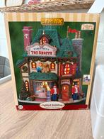 Lemax timothy’s toy shoppe 75603, Diversen, Kerst, Ophalen of Verzenden, Gebruikt
