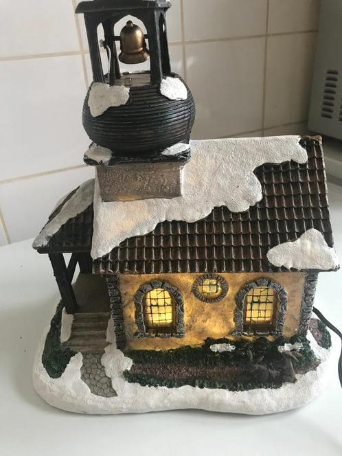 kerstkerkje voor het kerstdorp, Diversen, Kerst, Zo goed als nieuw, Ophalen