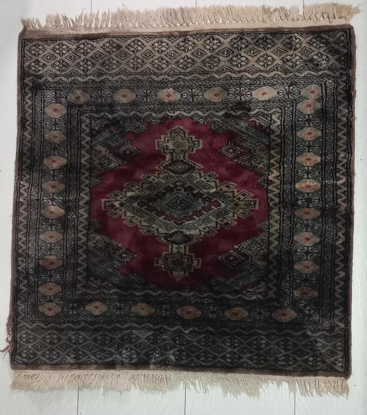 Oud Perzisch tapijt, Huis en Inrichting, Stoffering | Tapijten en Kleden, Gebruikt, 50 tot 100 cm, 50 tot 100 cm, Vierkant, Ophalen of Verzenden