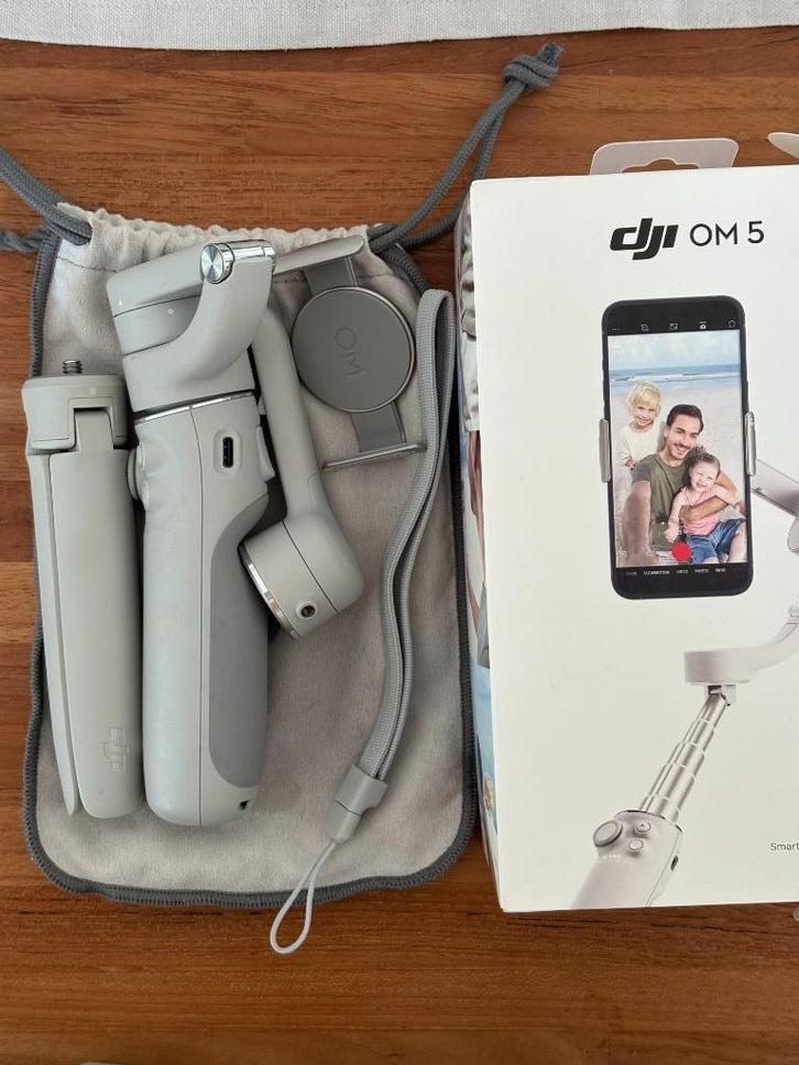 DJI OM 5 Gimbal Stabilizer, Audio, Tv en Foto, Fotografie | Statieven en Balhoofden, Zo goed als nieuw, Overige typen, Minder dan 150 cm