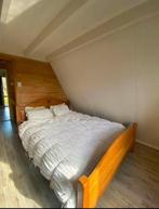 Tweepersoonsbed met matras, Huis en Inrichting, Slaapkamer | Bedden, Ophalen, Gebruikt, Bruin, Tweepersoons