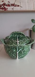 Bordallo Pinheiro schaal- Vintage soepterrine, Ophalen of Verzenden, Rond, Porselein of Keramiek, Schaal