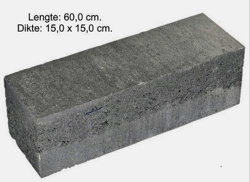 GEZOCHT ! Antraciet Betonnen Stapelblokken 60x15x15; Gratis!, Tuin en Terras, Bielzen en Borders, Zo goed als nieuw, Biels, Beton