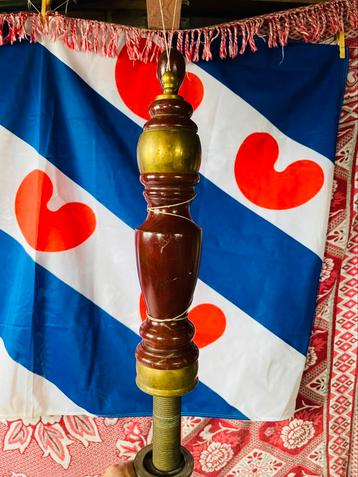 Houten Bier Tap kraan beschikbaar voor biedingen